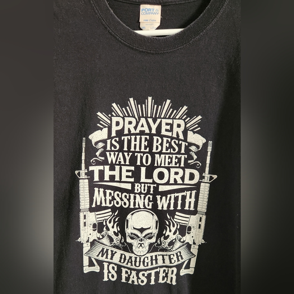 Men's t shirt. Size XXL.